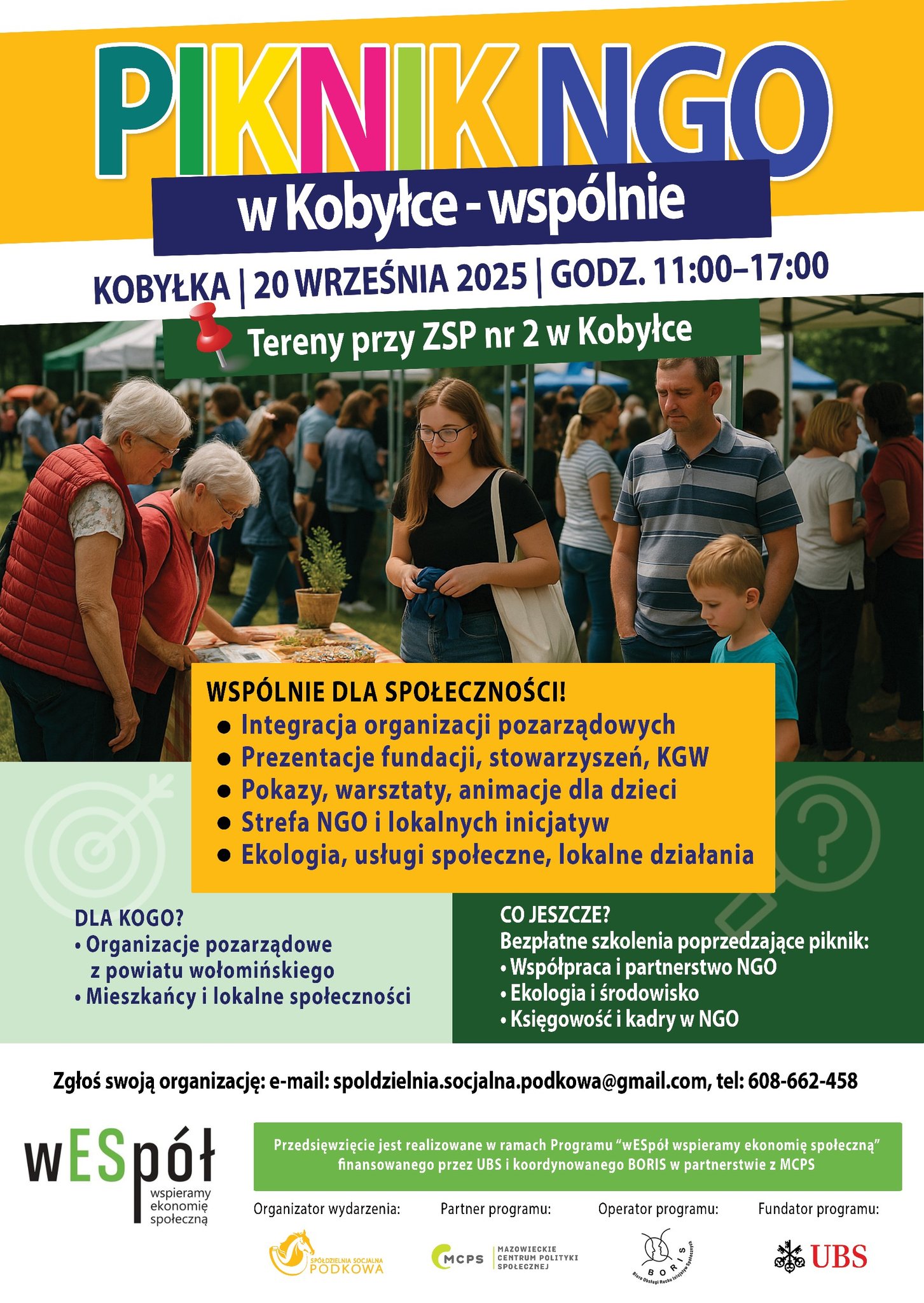 tłum ludzi na pikniku